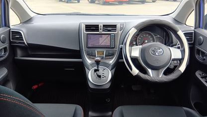 894. TOYOTA RACTIS S