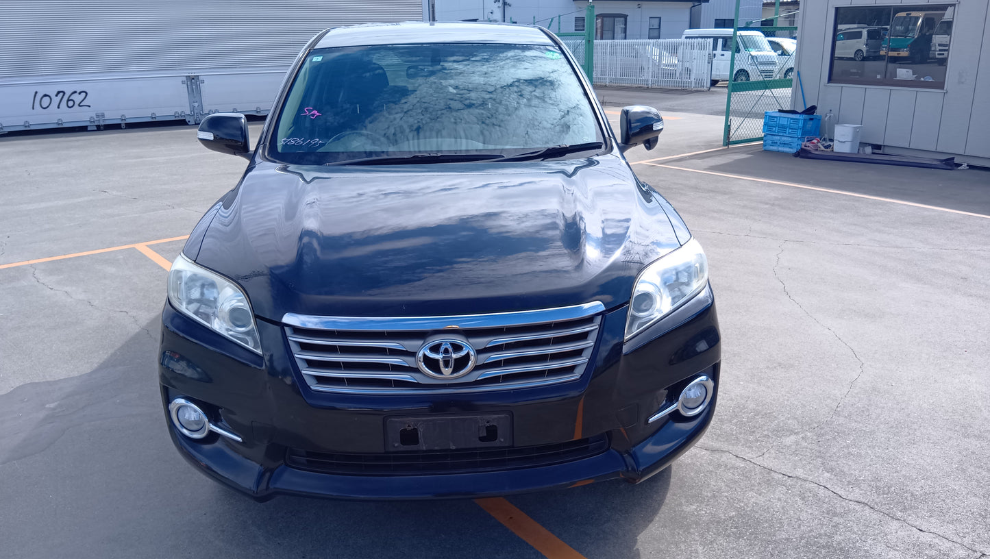 893. TOYOTA VANGUARD 240S 2011