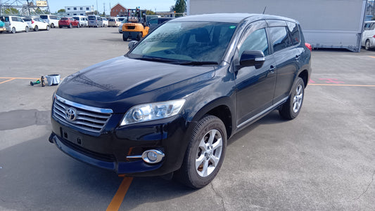 893. TOYOTA VANGUARD 240S 2011