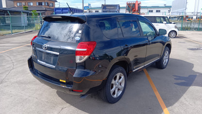 893. TOYOTA VANGUARD 240S 2011