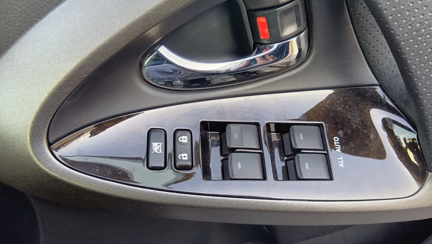 937 TOYOTA VANGUARD 2013 240S S-PKG