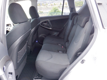 830	TOYOTA	RAV4	STYLE	2011	Milage:	37,300	Km