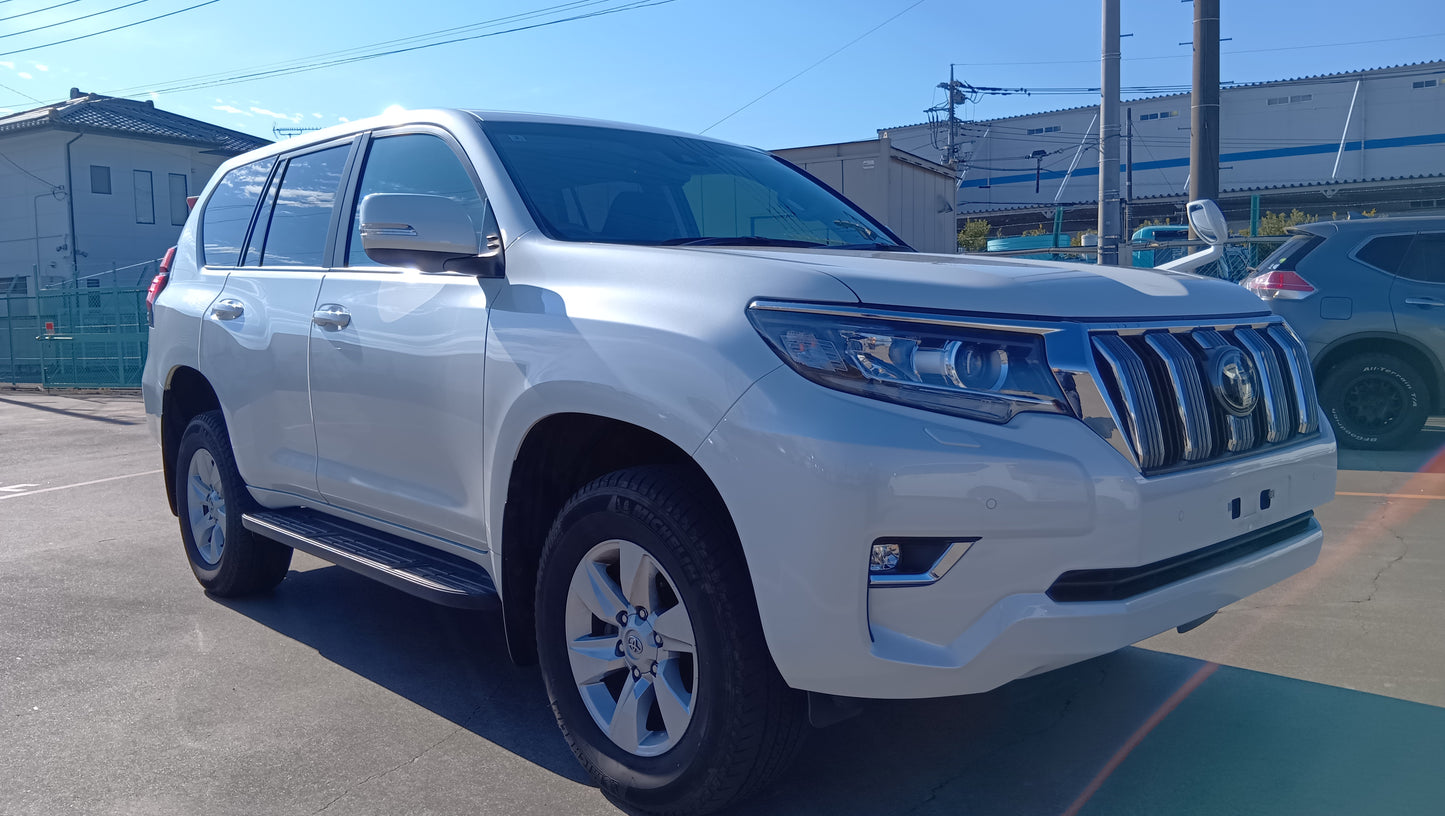 964. TOYOTA LAND CRUSER PRADO TX 2022