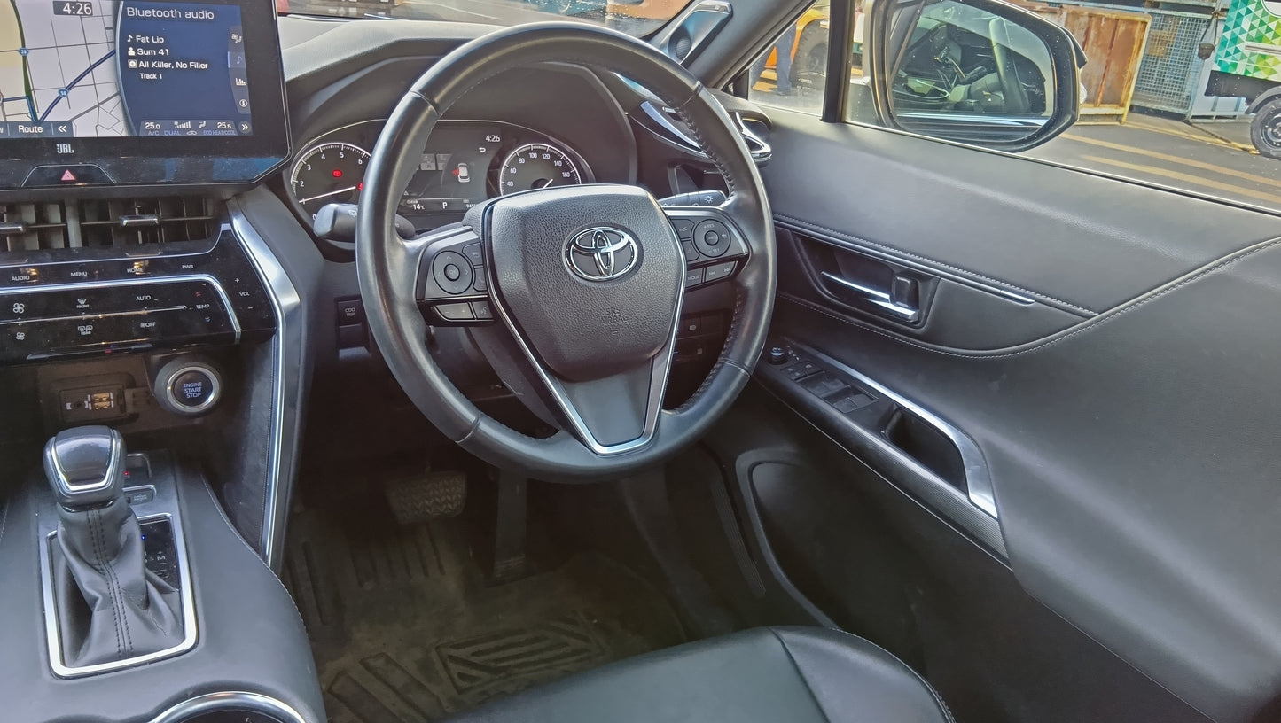 997. TOYOTA HARRIER Z 2020