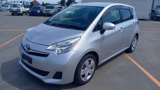 1032 TOYOTA RACTIS G 2012
