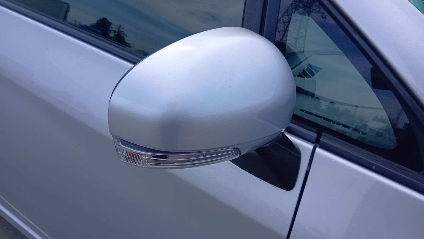 1032 TOYOTA RACTIS G 2012