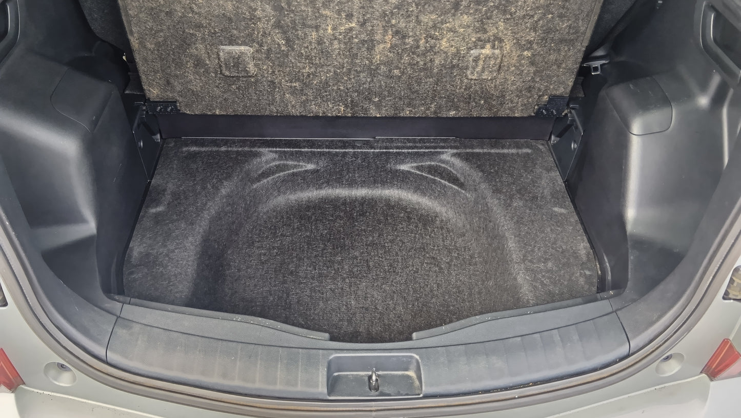 1032 TOYOTA RACTIS G 2012