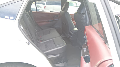 1033. HARRIER PREMIUM 2018 Mileage: 34,272 Km