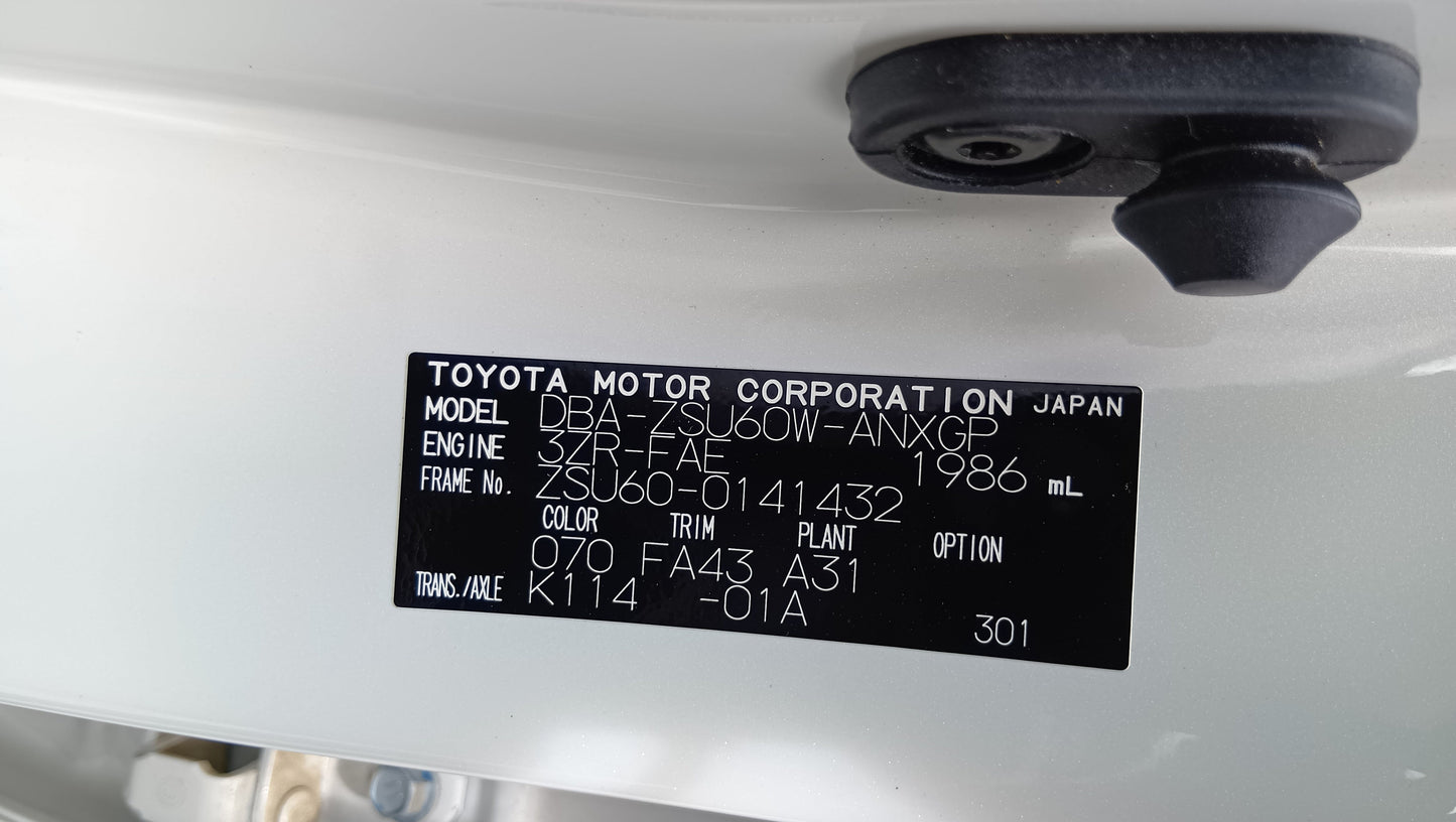 1033. HARRIER PREMIUM 2018 Mileage: 34,272 Km