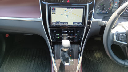 1033. HARRIER PREMIUM 2018 Mileage: 34,272 Km