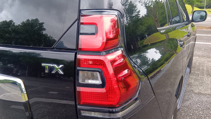 1046. TOYOTA LAND CRUISER PRADO TX
