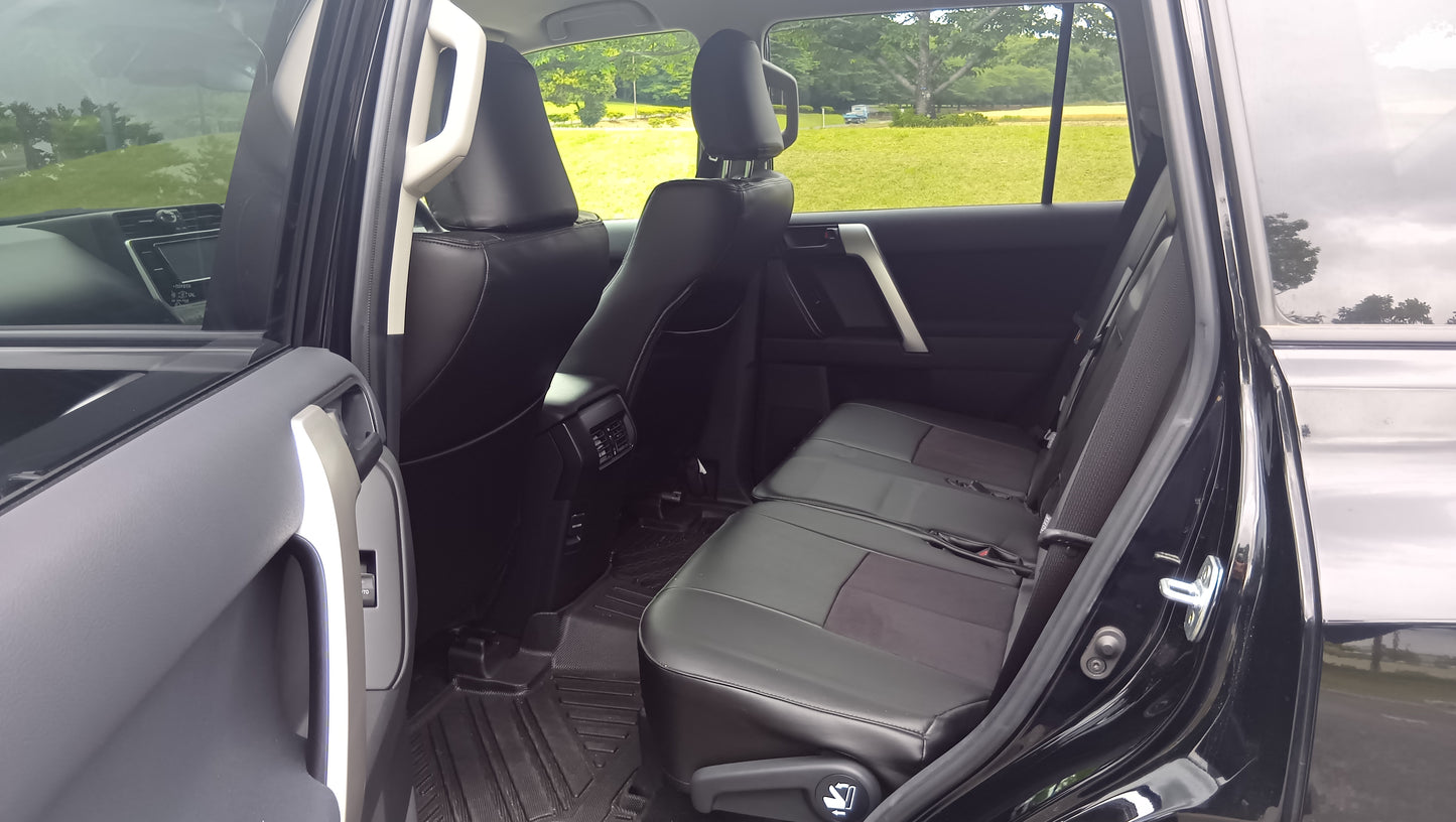 1046. TOYOTA LAND CRUISER PRADO TX