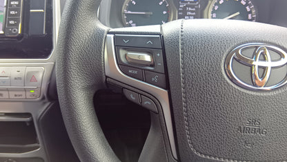 1046. TOYOTA LAND CRUISER PRADO TX