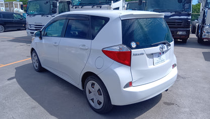 1049 TOYOTA RACTIS G 2010