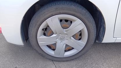 1049 TOYOTA RACTIS G 2010