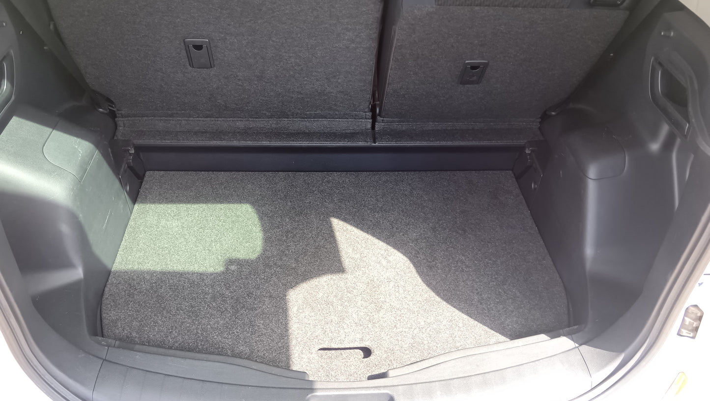 1049 TOYOTA RACTIS G 2010