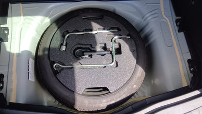 1049 TOYOTA RACTIS G 2010