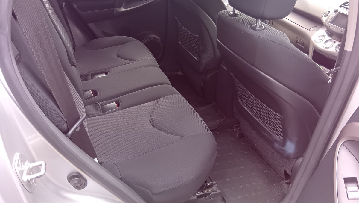 1077. TOYOT RAV4 G 2011