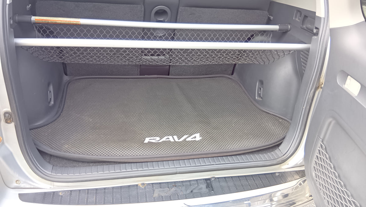 1077. TOYOT RAV4 G 2011