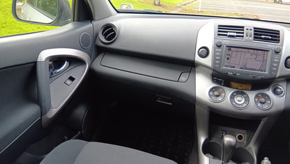 1077. TOYOT RAV4 G 2011