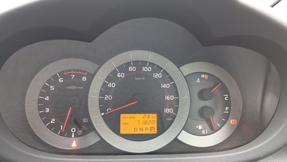 1077. TOYOT RAV4 G 2011