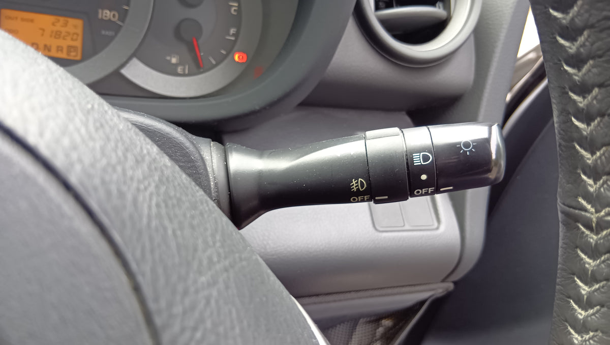 1077. TOYOT RAV4 G 2011
