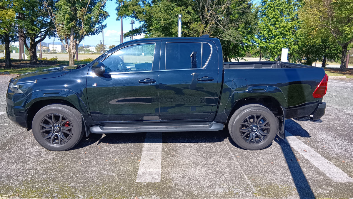 1078. TOYOTA Hilux Z-GR SPORTS 2022