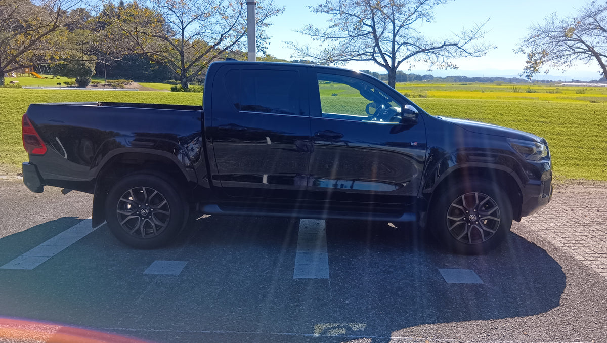 1078. TOYOTA Hilux Z-GR SPORTS 2022