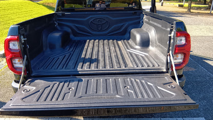 1078. TOYOTA Hilux Z-GR SPORTS 2022