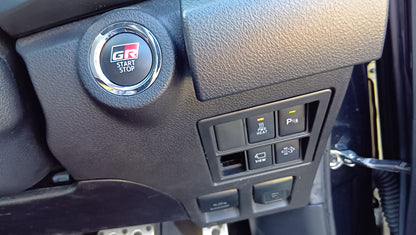 1078. TOYOTA Hilux Z-GR SPORTS 2022