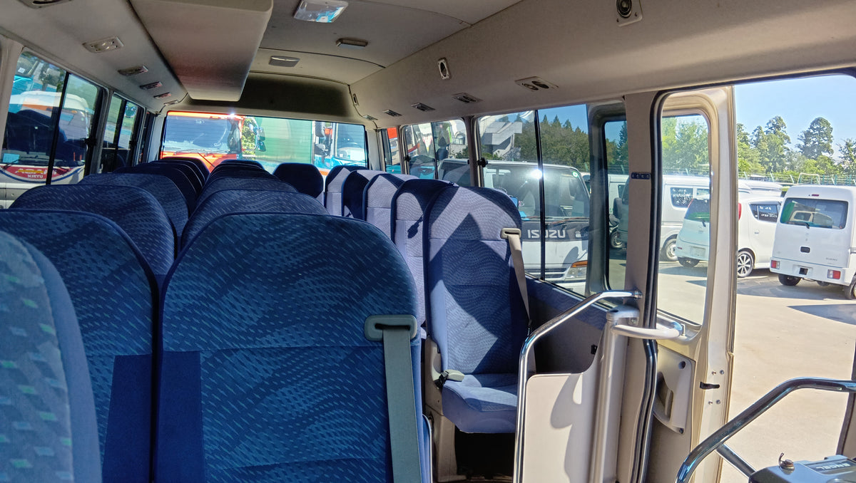 1079. TOYOTA COASTER EX 2015