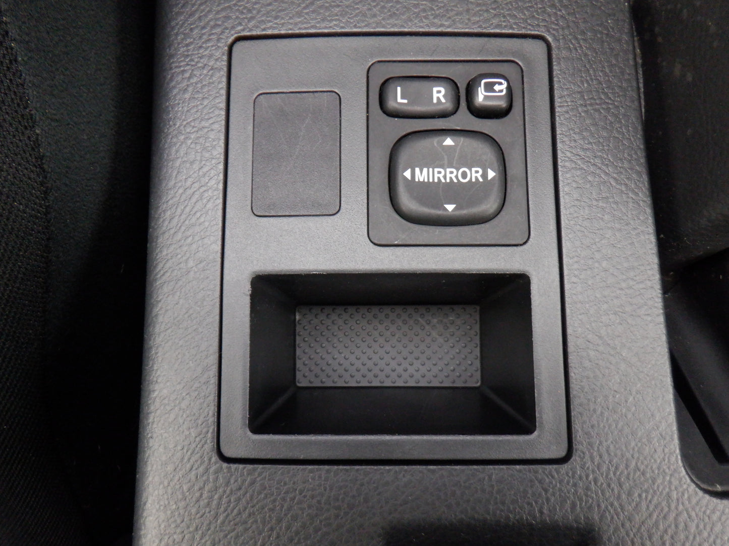 1056　TOYOTA RAV4 STYLE 2013 ACA36-5031473