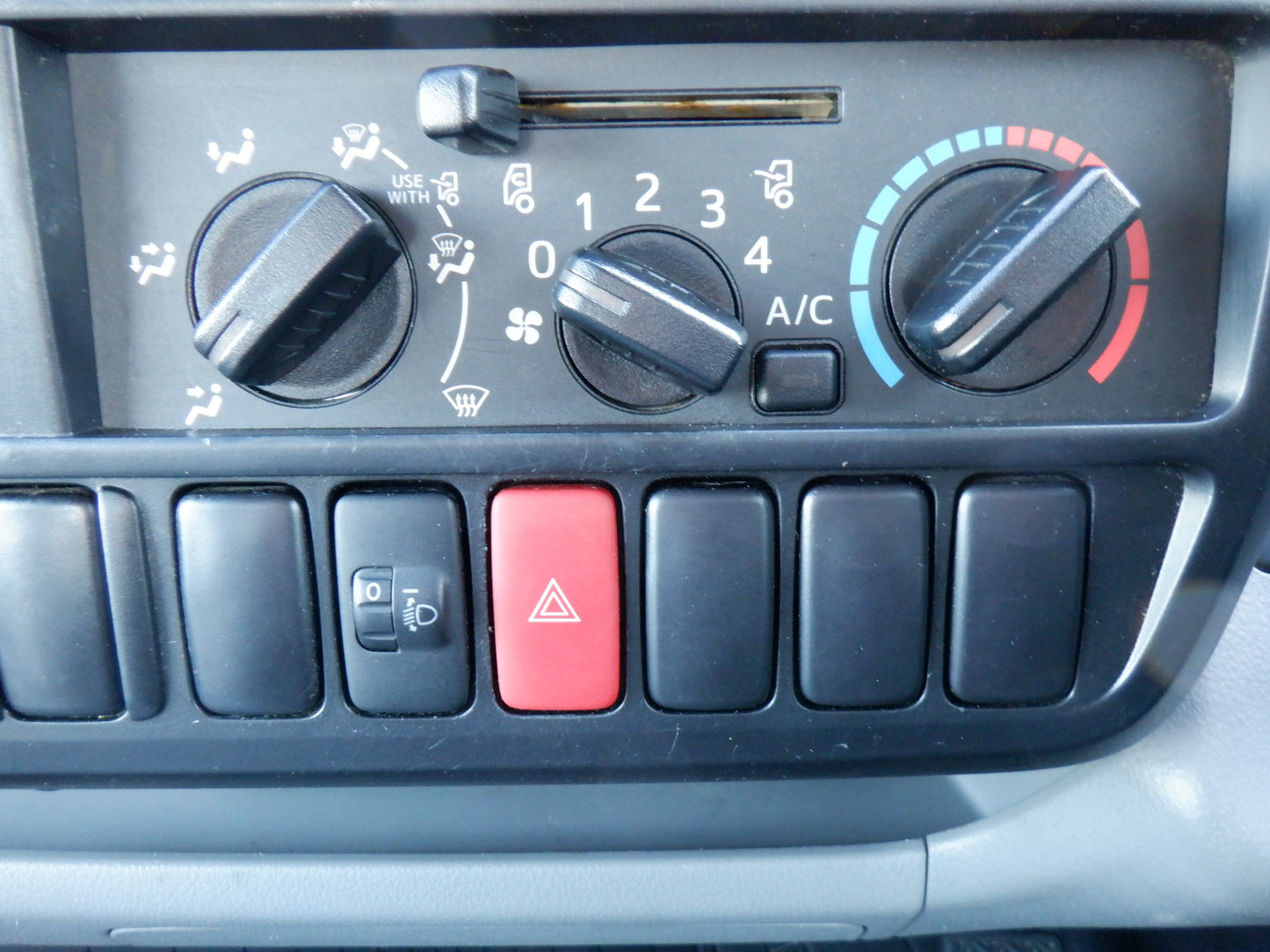 937 TOYOTA DYNA TRUCK 1.25T SINGLE JUST LOW 2018 TRY220-0117665