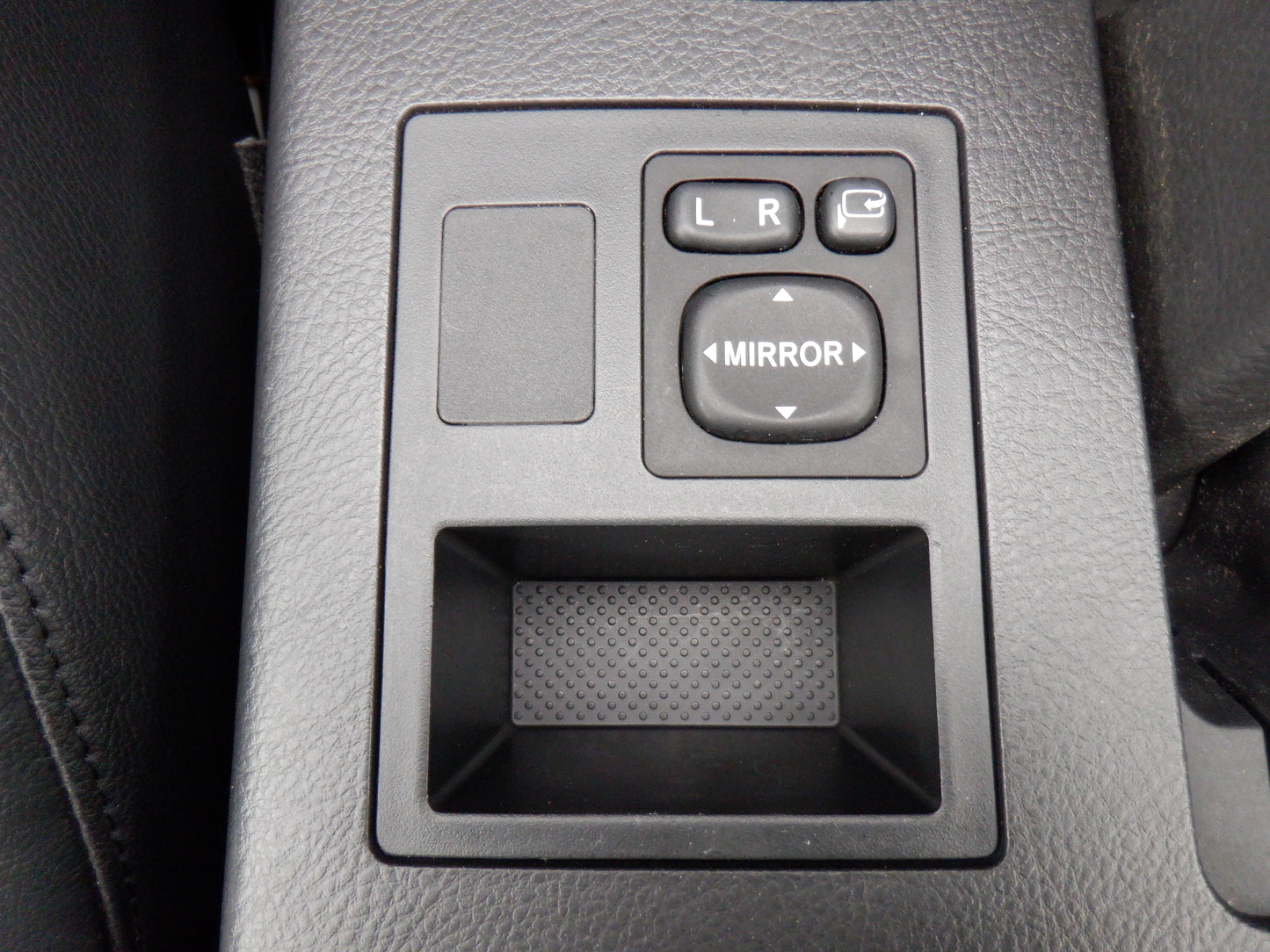 1061 TOYOTA VANGUARD 240S G PACKAGE 2011 ACA38-5186681