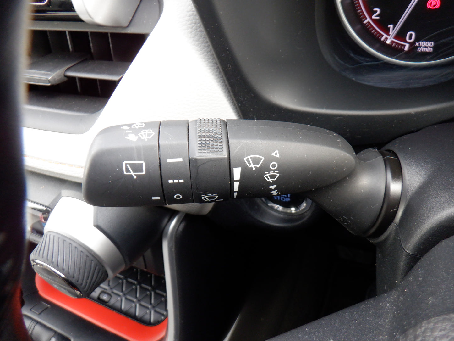 962 TOYOTA RAV4 ADVENTURE 2021 MXAA54-2030407