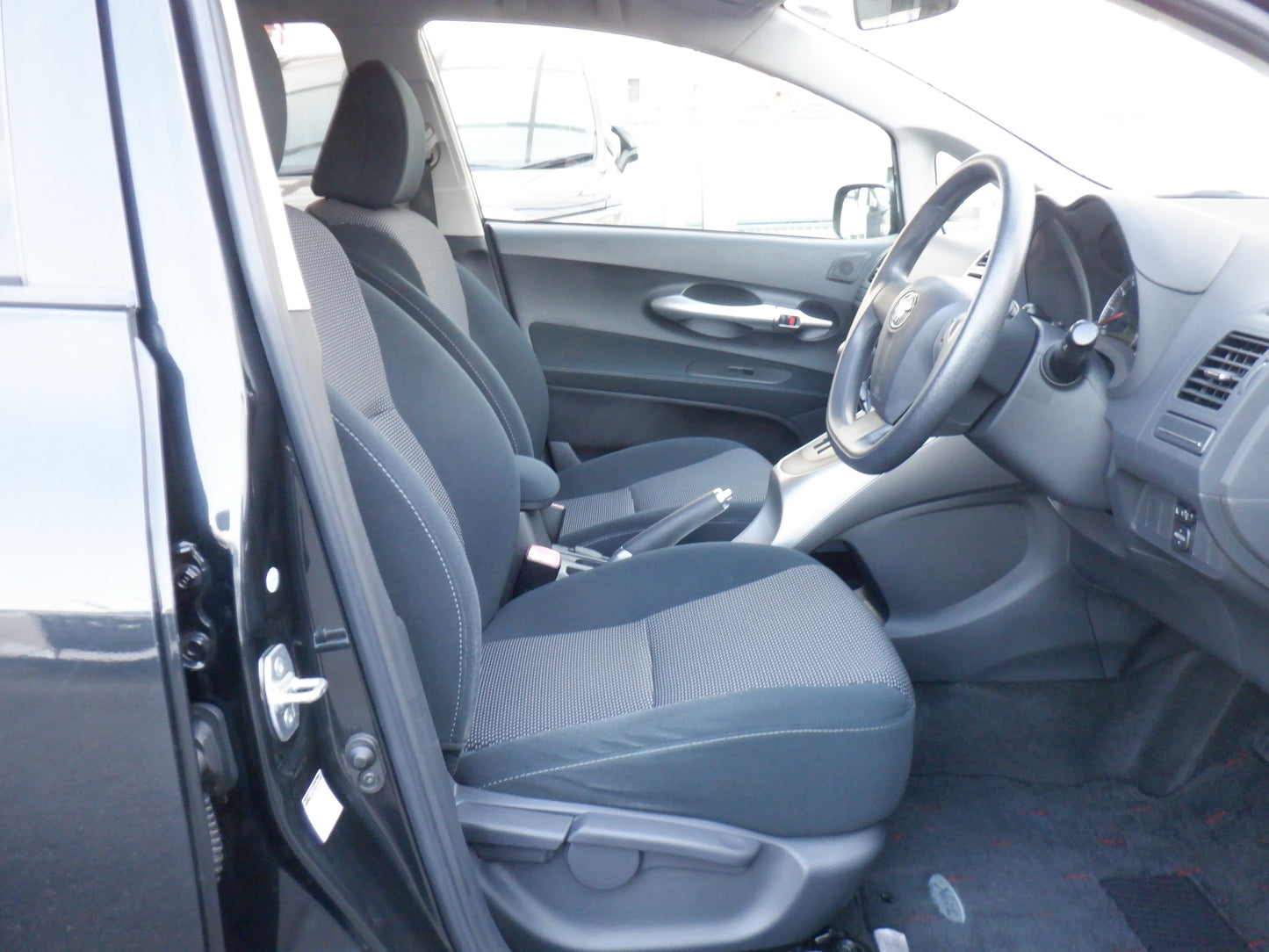 963 TOYOTA AURIS 150X M PACKAGE 2010 NZE151-1093695