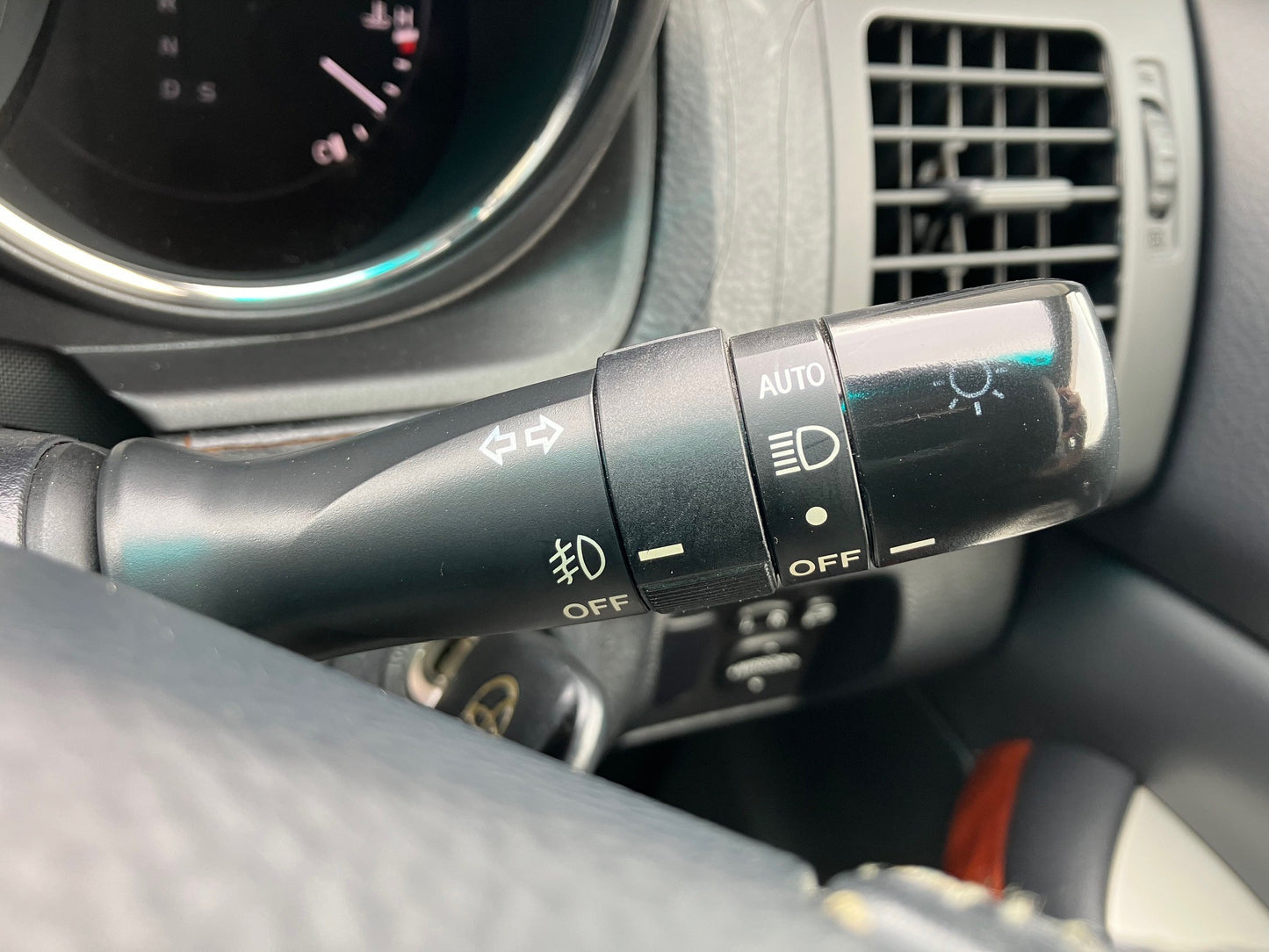 1050 TOYOTA HARRIER 240G 2007 ACU30-0078277