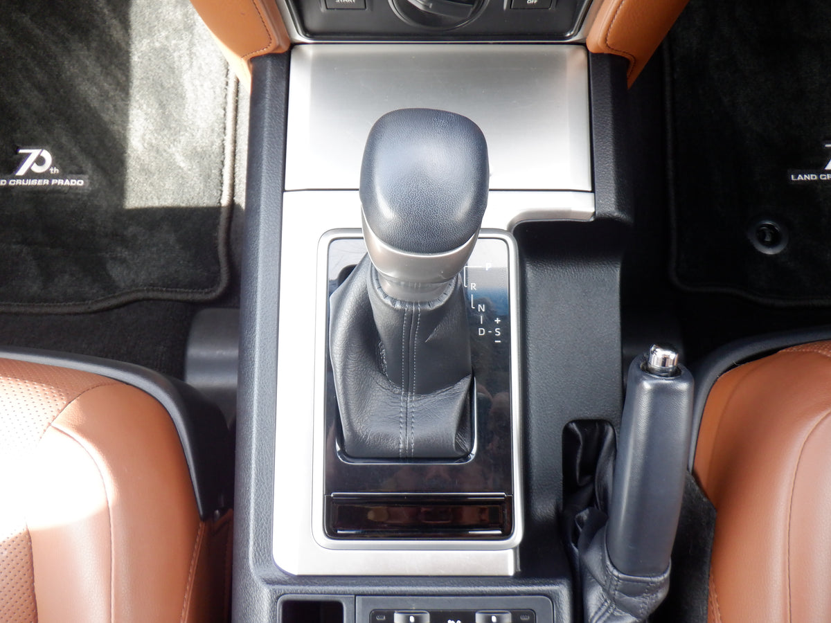 1076 TOYOTA LAND CRUISER PRADO TX L PACKAGE 70TH ANNIVERSARY LIMITED 2022 TRJ150-0138727
