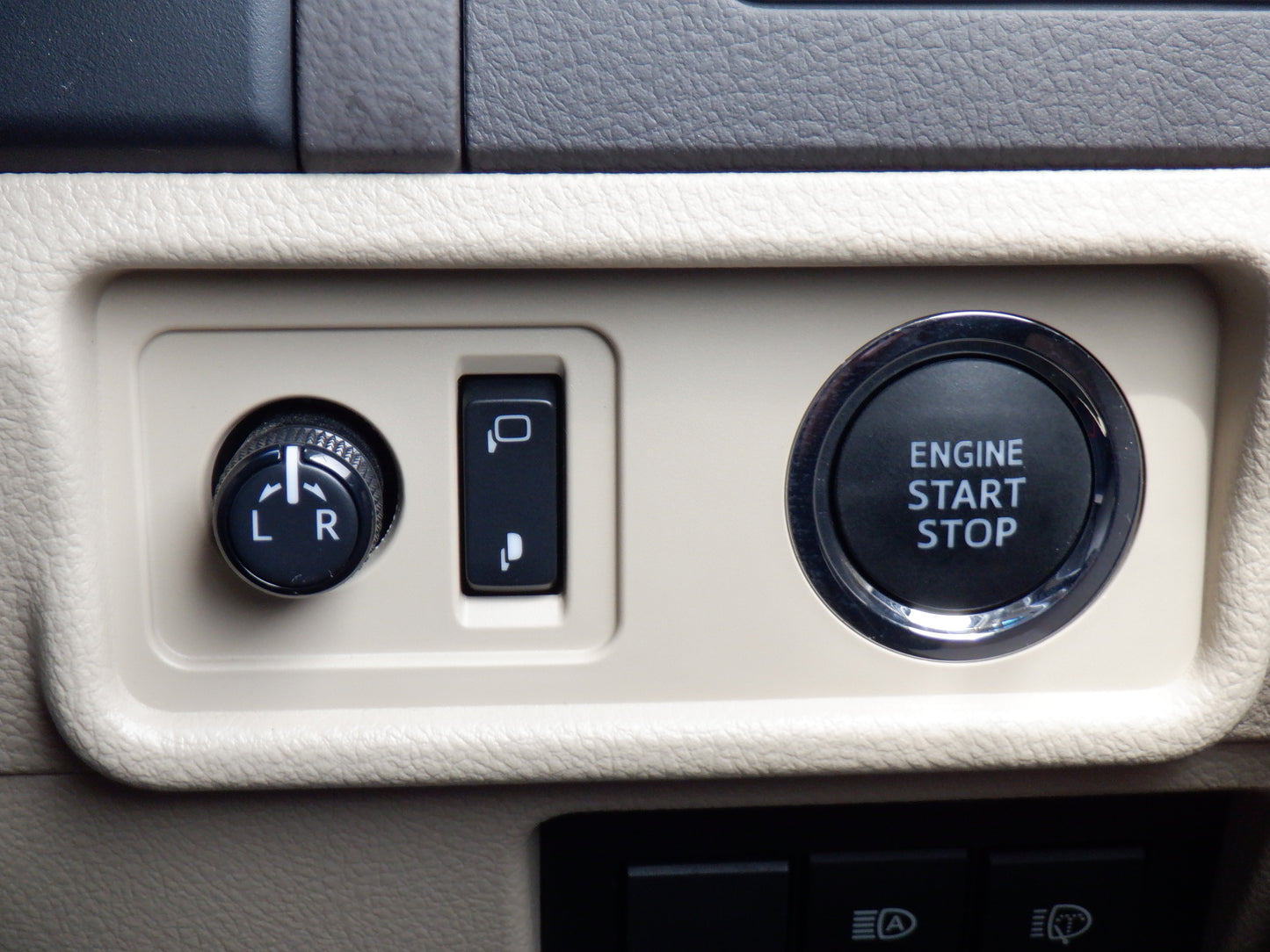 1063 TOYOTA LAND CRUISER PRADO TX 2019 TRJ150-0097803
