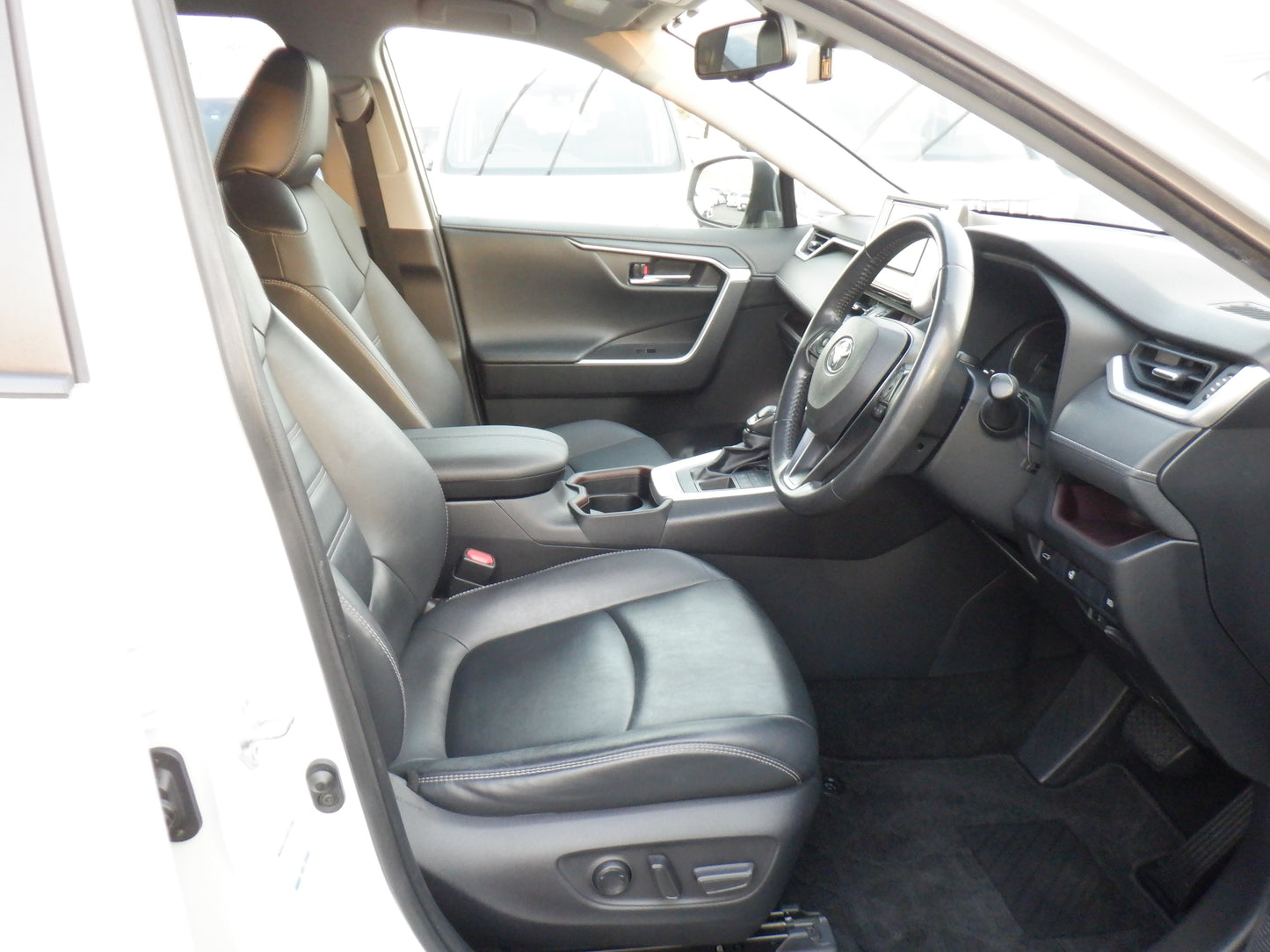 974. TOYOTA RAV4 G 2020 MXAA54-4014447