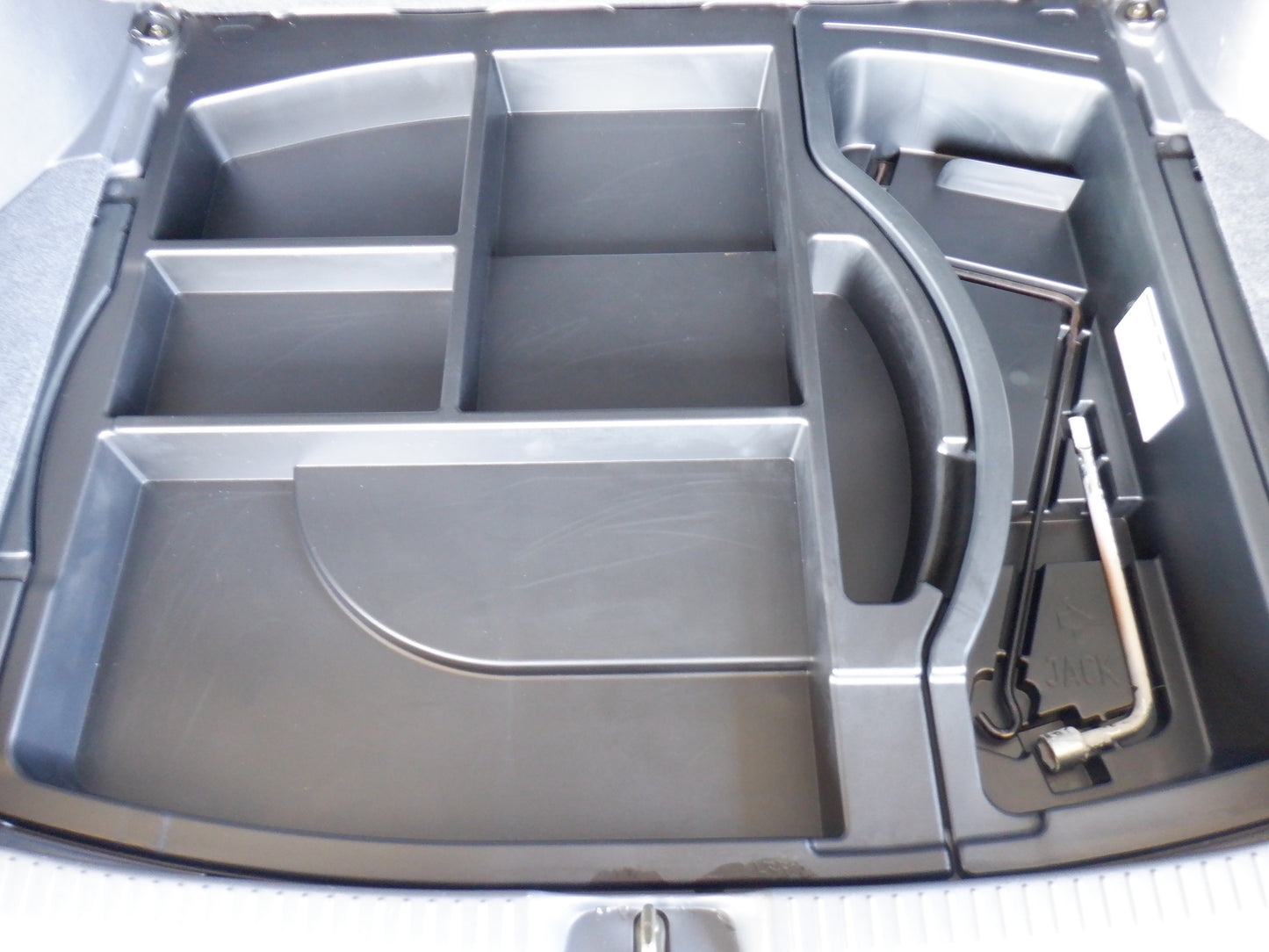 1036 TOYOTA KLUGER V NAVI PACKAGE 2002 ACU20-0040946