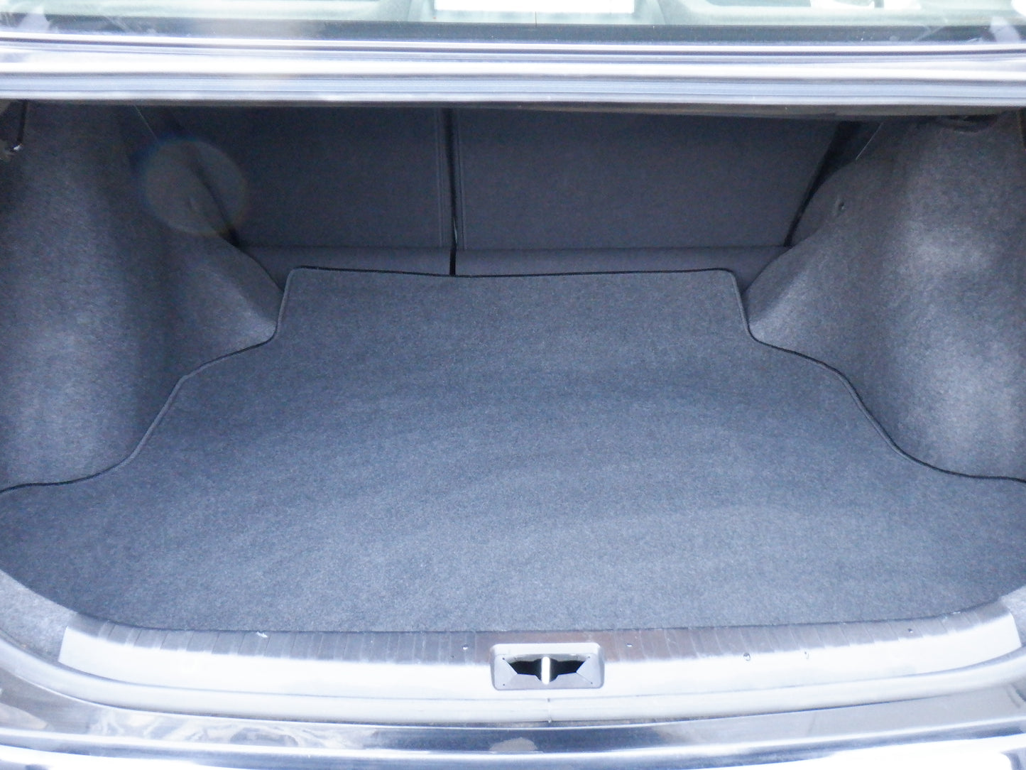 939 TOYOTA PREMIO 1.8X_L PACKAGE 2018 ZRT260-3109568