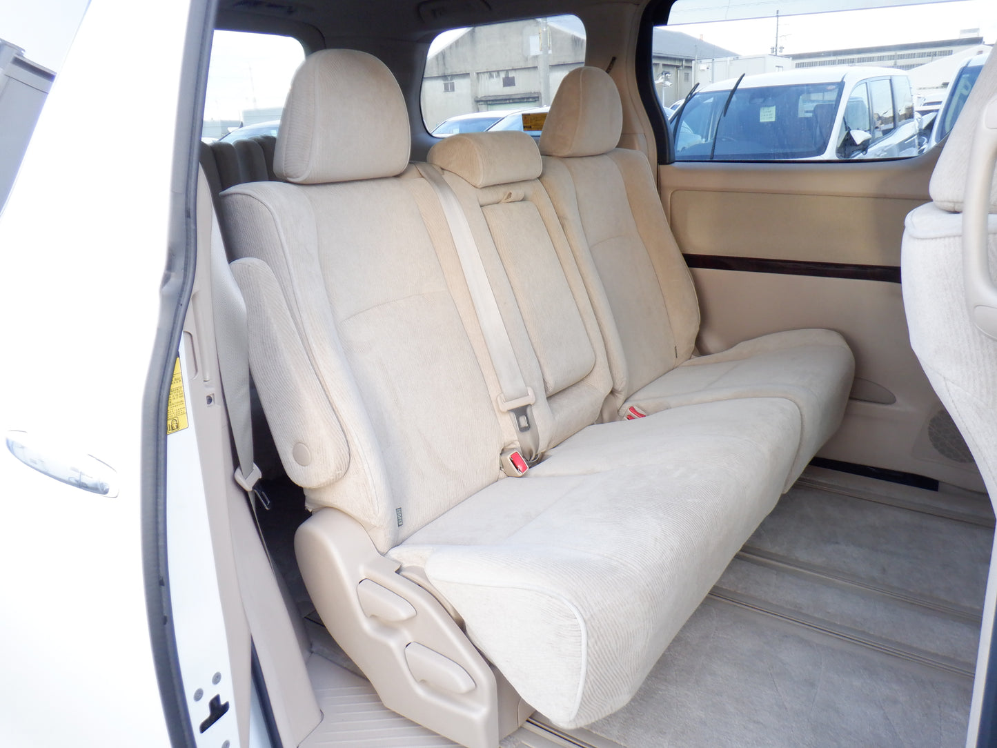 990 TOYOTA ALPHARD 240G 2012 ANH20-8213940