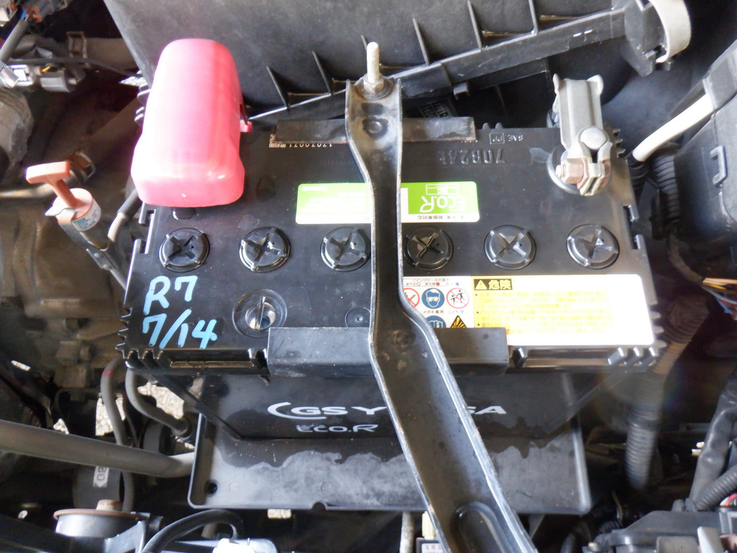 1036 TOYOTA KLUGER V NAVI PACKAGE 2002 ACU20-0040946