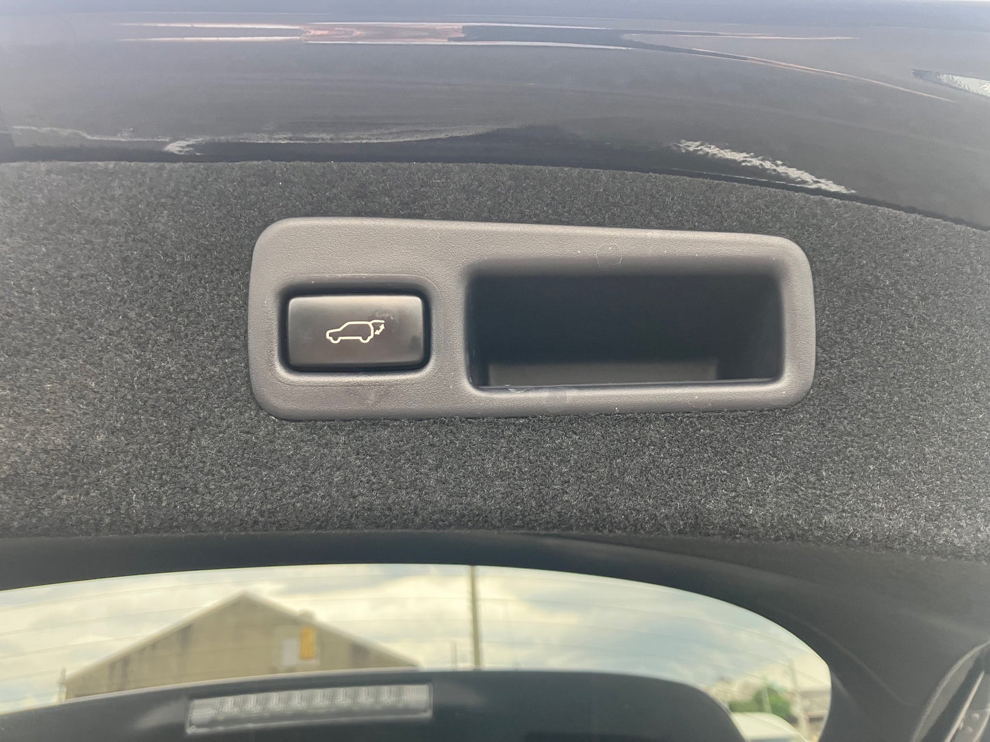 1070 TOYOTA HARRIER PREMIUM 2018 ZSU60-0155235
