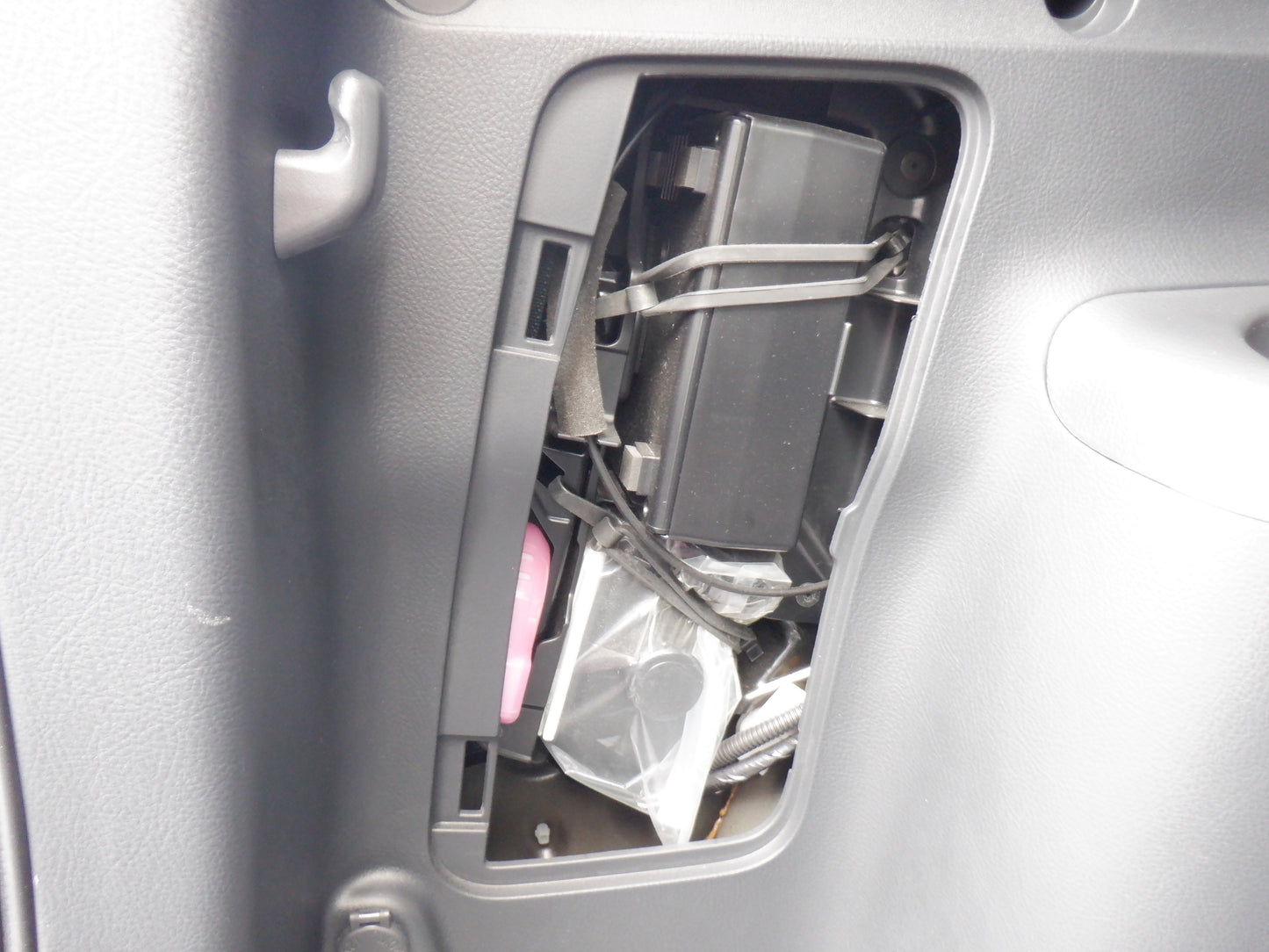 1044 TOYOTA VANGUARD 240S 2013 ACA38-5250464