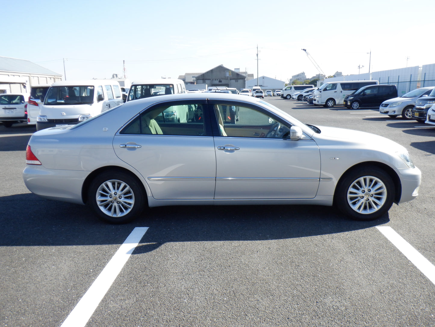 923 TOYOTA CROWN ROYAL 2.5 ROYAL SALOON 2004 GRS180-5011794