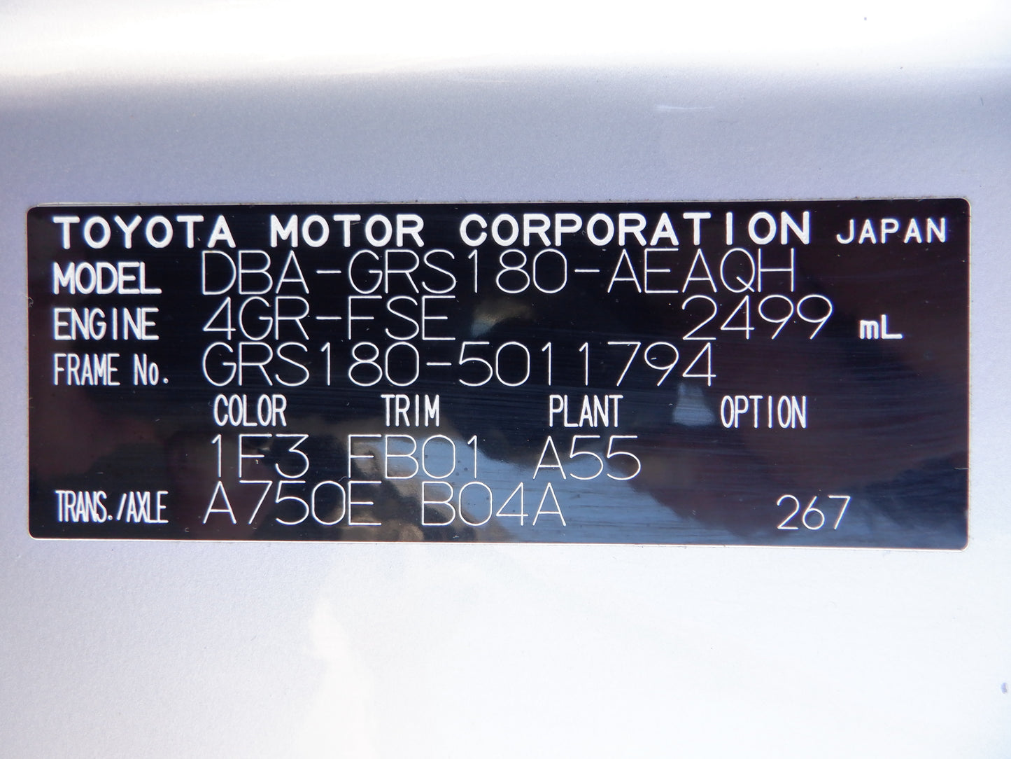 923 TOYOTA CROWN ROYAL 2.5 ROYAL SALOON 2004 GRS180-5011794