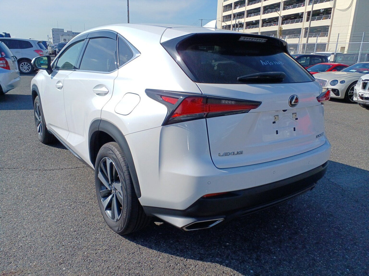 952 LEXUS NX NX300 version L White Leather package2019 / Milage: 48,240 Km