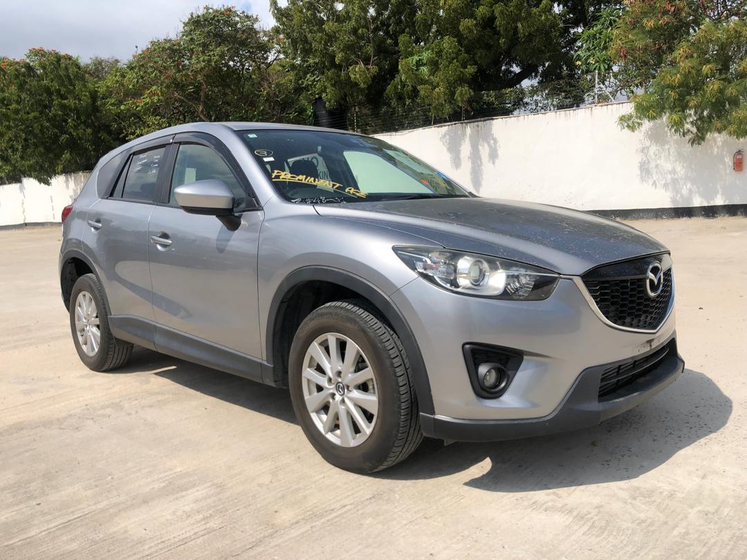 826. Mazda CX-5 XD 2014